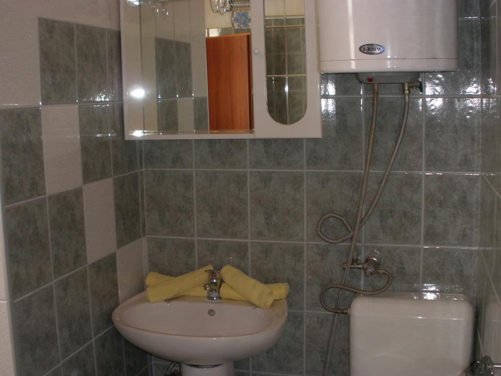 Corry 1 Apartamento Ravni Quarto foto
