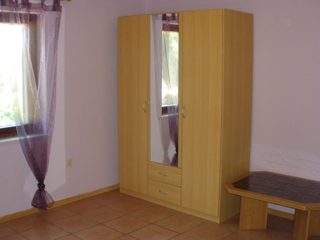 Corry 1 Apartamento Ravni Quarto foto